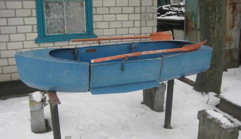 Лодка Малютка