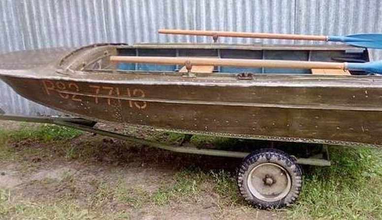 Лодка Вега