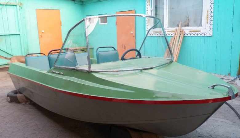 лодка Крым М